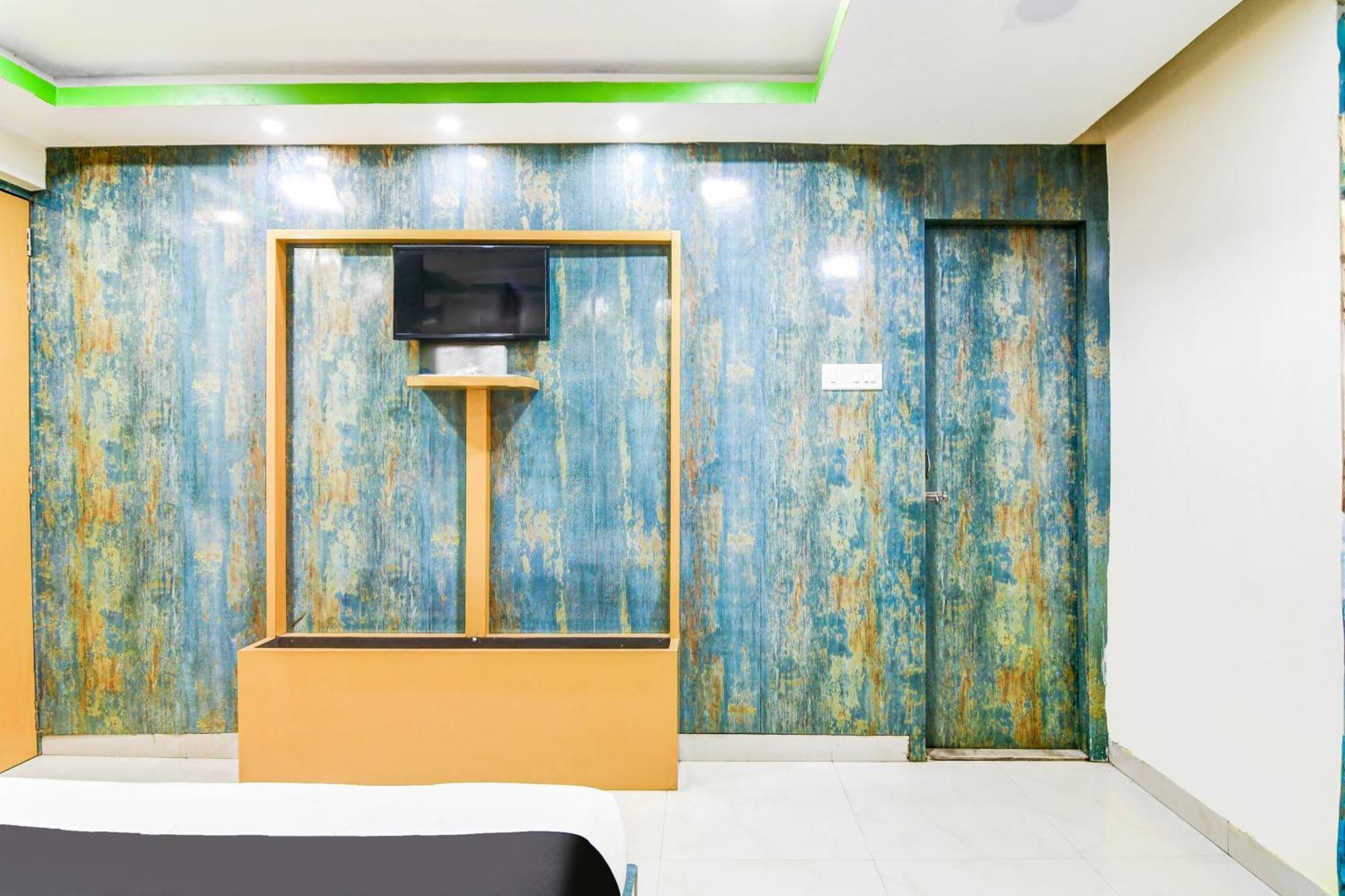 Super Hotel O Tagore Park Ruby Road 콜카타 외부 사진