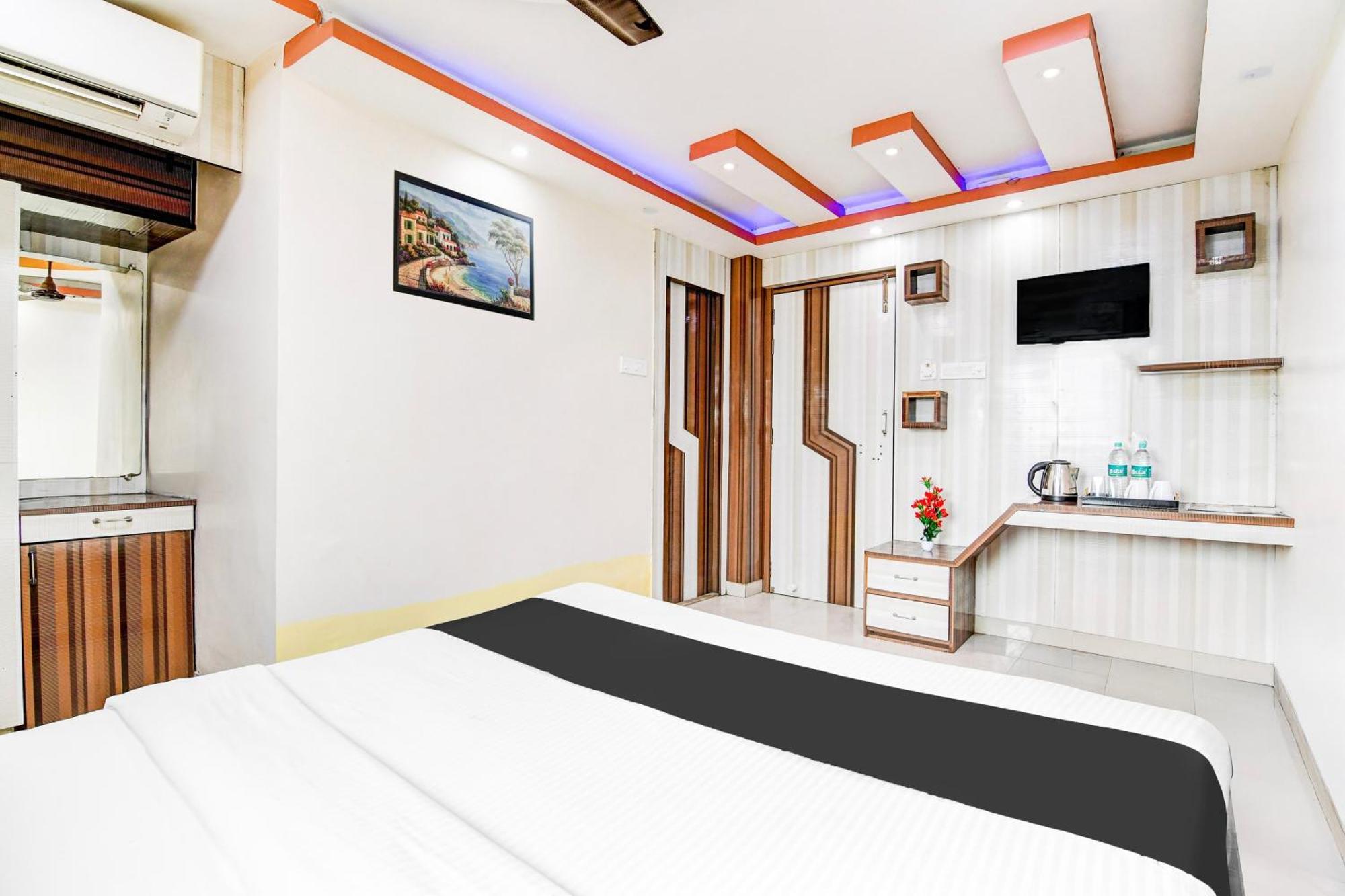 Super Hotel O Tagore Park Ruby Road 콜카타 외부 사진