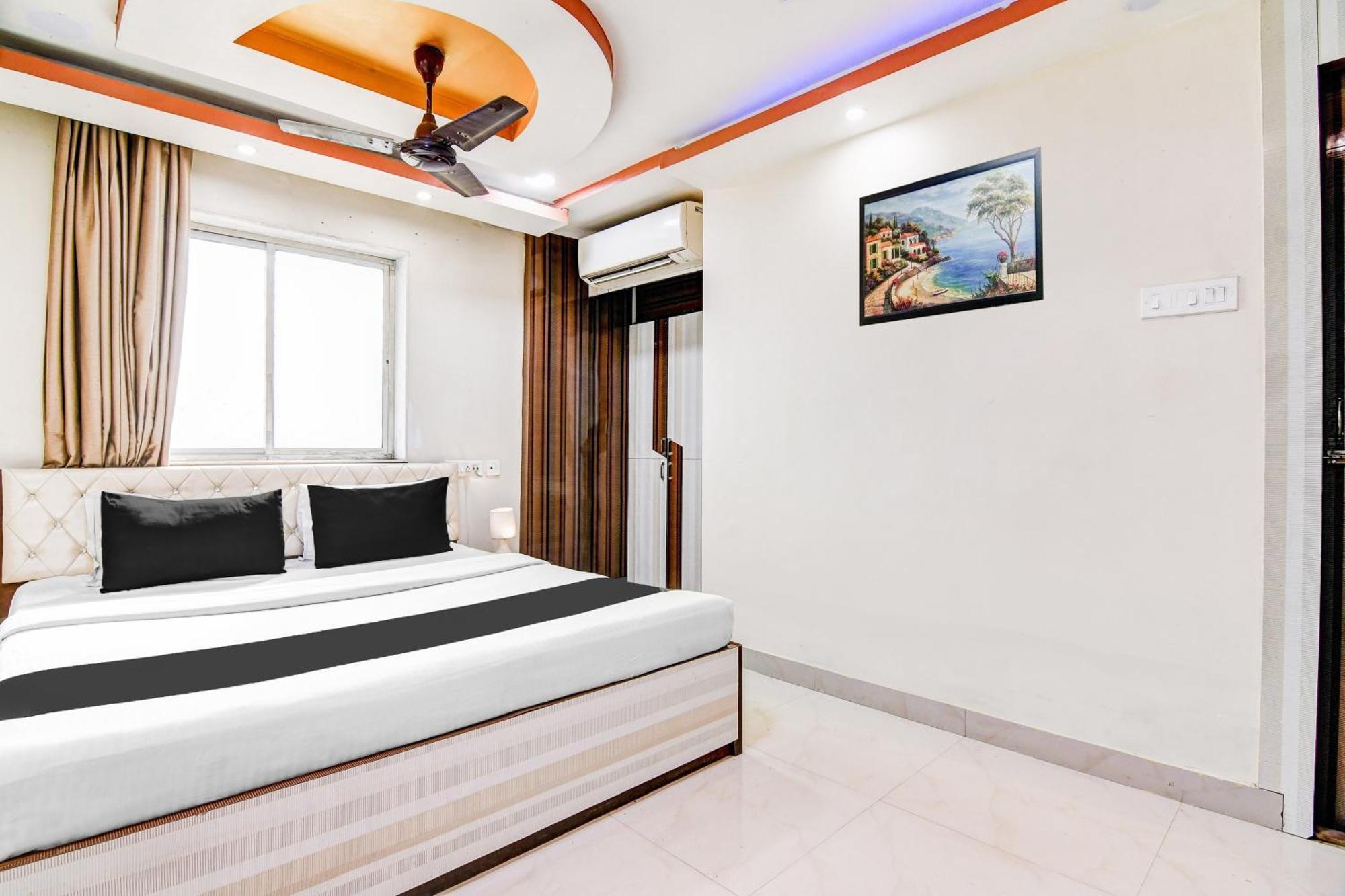 Super Hotel O Tagore Park Ruby Road 콜카타 외부 사진