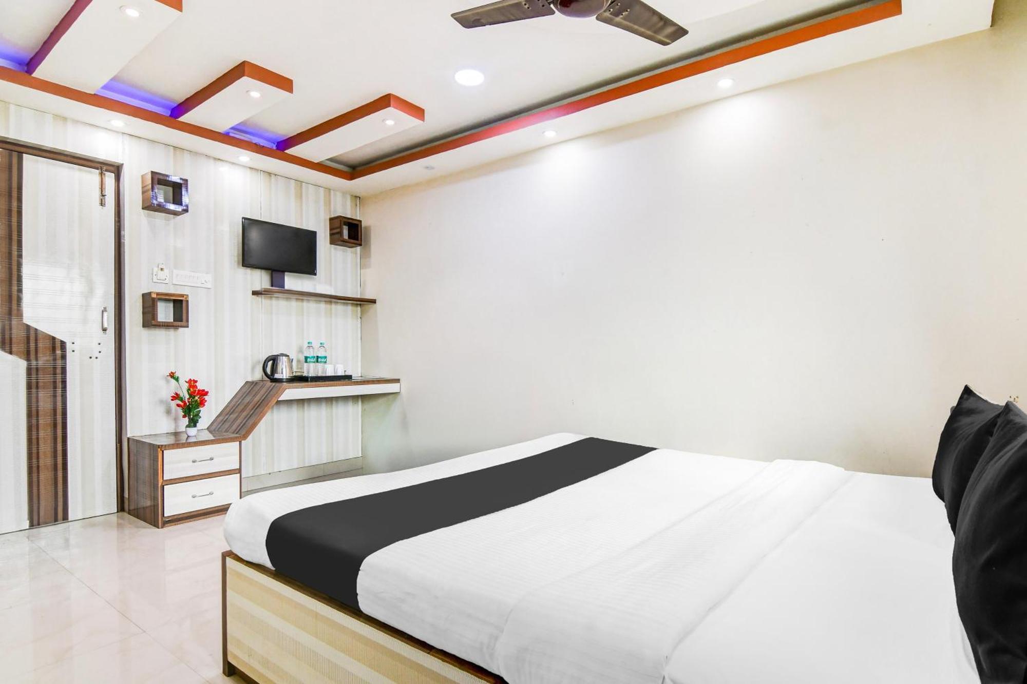 Super Hotel O Tagore Park Ruby Road 콜카타 외부 사진