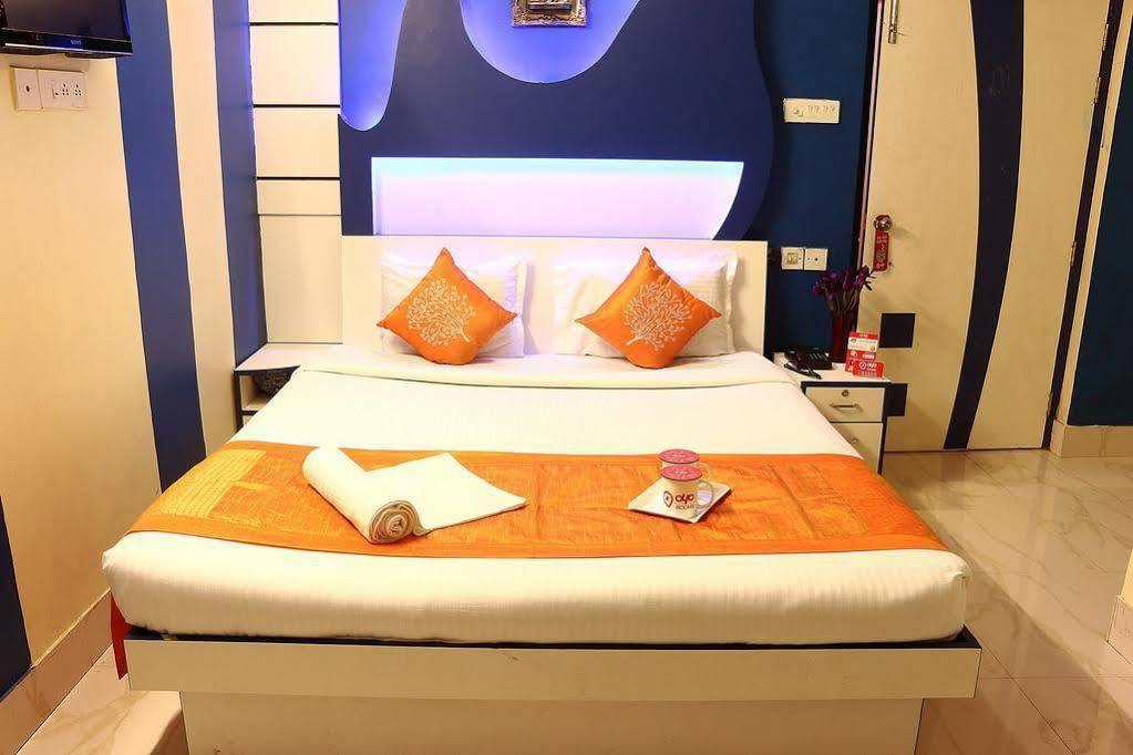 Super Hotel O Tagore Park Ruby Road 콜카타 외부 사진